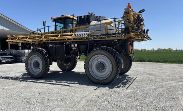 Image of RoGator RG1300C equipment image 1