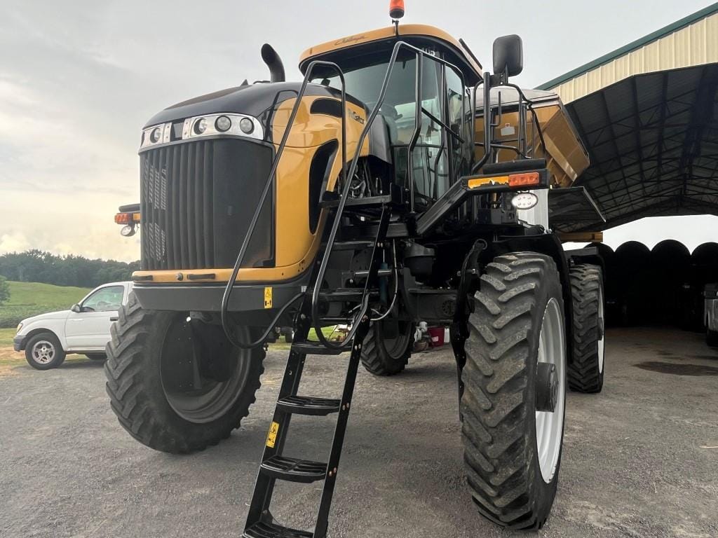 2019 RoGator RG1300C Equipment Image0