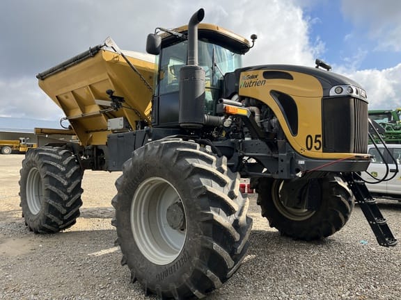 2019 RoGator RG1300C Equipment Image0