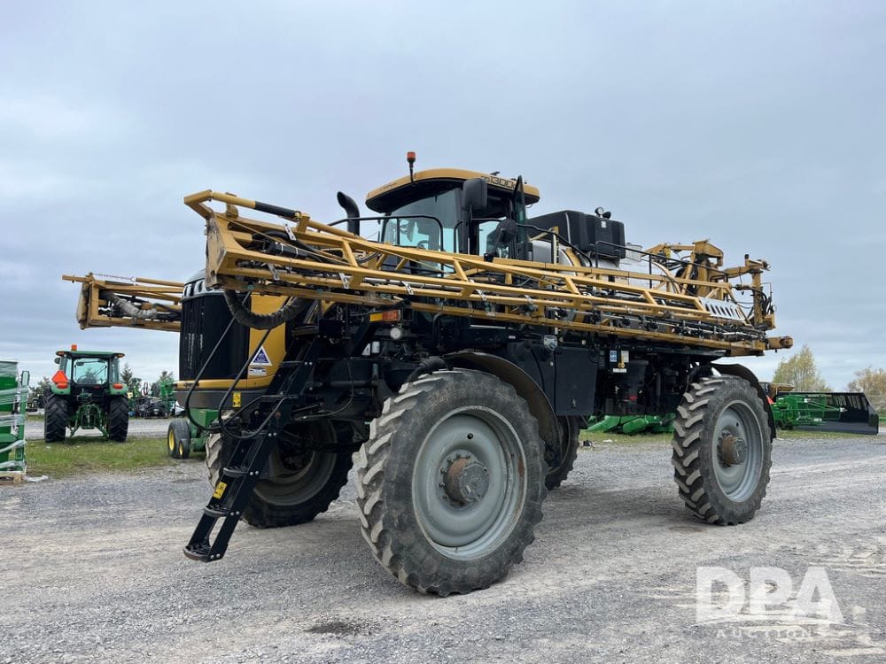 2019 RoGator RG1300C Equipment Image0