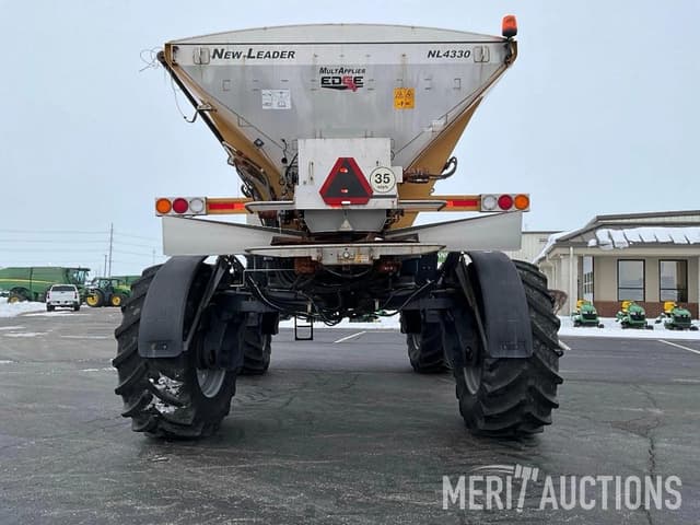 Image of RoGator RG1300C equipment image 2