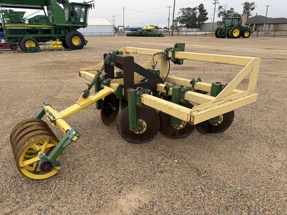 Image of Roll A Cone Track Filler equipment image 4