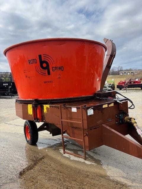 2019 Roto Grind 760T Equipment Image0