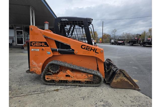 Image of Gehl RT105 equipment image 3