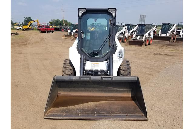 Image of Bobcat S550 equipment image 2