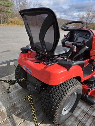 Image of Simplicity Broadmoor equipment image 2