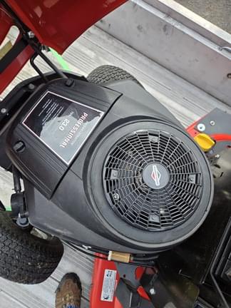 Image of Simplicity Broadmoor equipment image 3