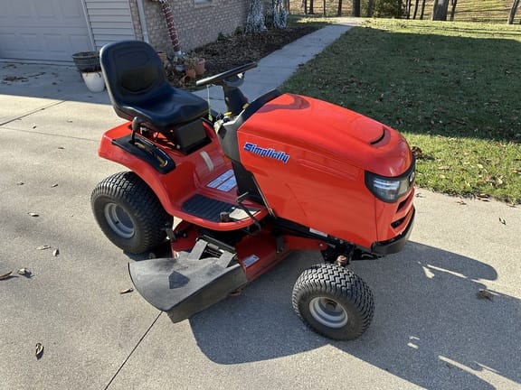 Main image Simplicity Regent EX