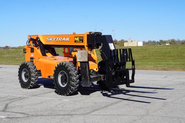 Image of Skytrak 10042 equipment image 3