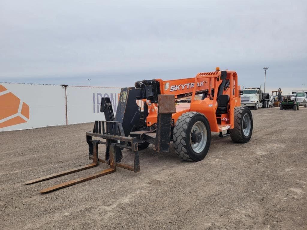 Image of Skytrak 10054 Primary image