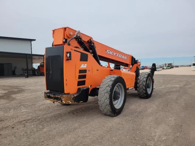 Image of Skytrak 10054 equipment image 4