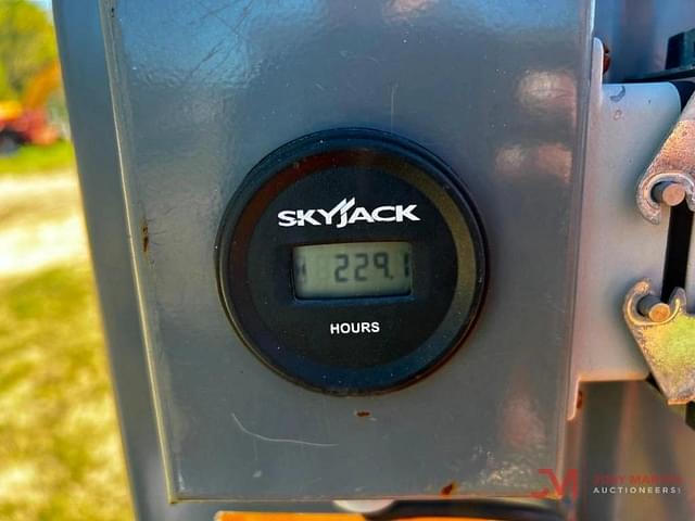 Image of Sky Jack SJ16 equipment image 1