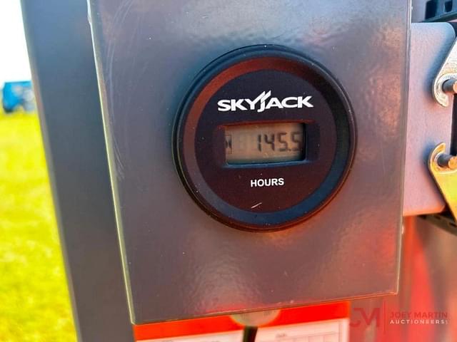 Image of Sky Jack SJ16 equipment image 1