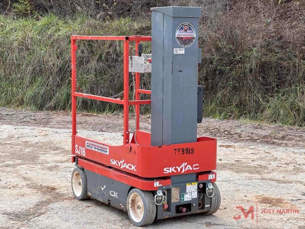 Main image Sky Jack SJ16