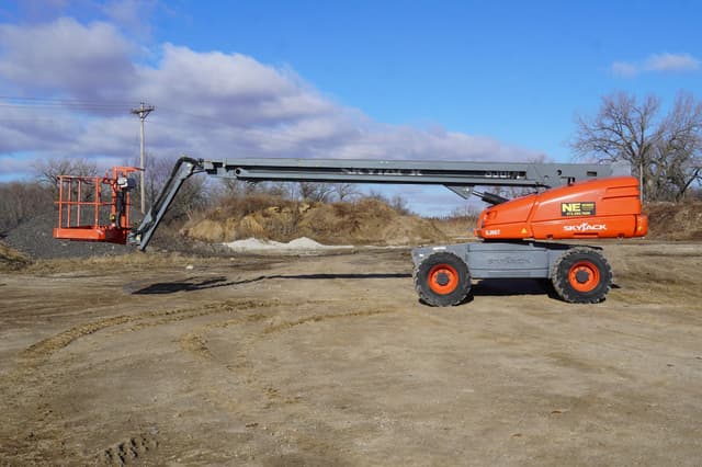 Image of Sky Jack SJ66T equipment image 1