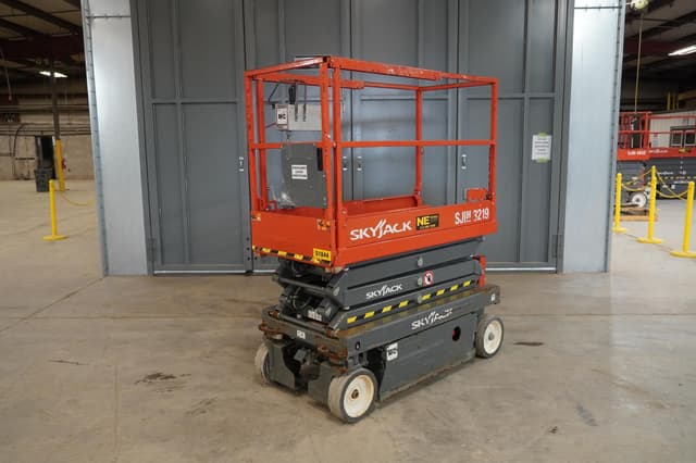 Image of Sky Jack SJIII3219 equipment image 2