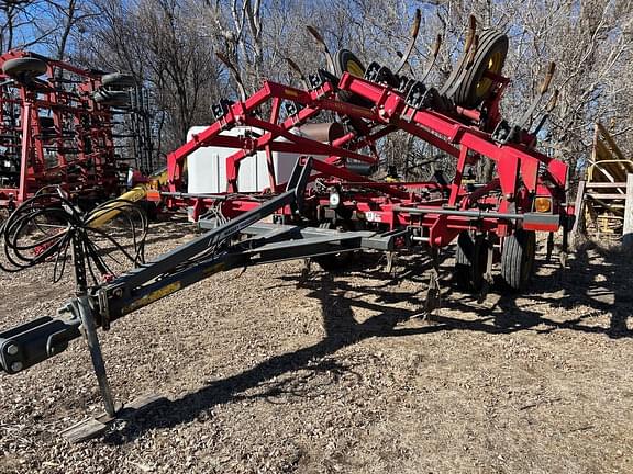 Image of Sunflower 2530 equipment image 1