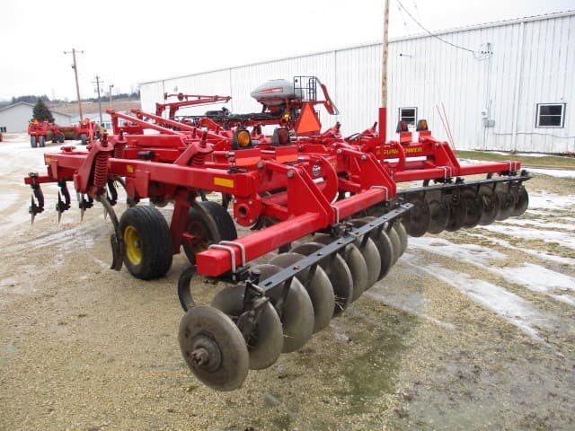 Image of Sunflower 4511-11 equipment image 1