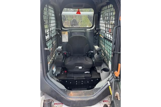 Image of Bobcat T595 equipment image 2