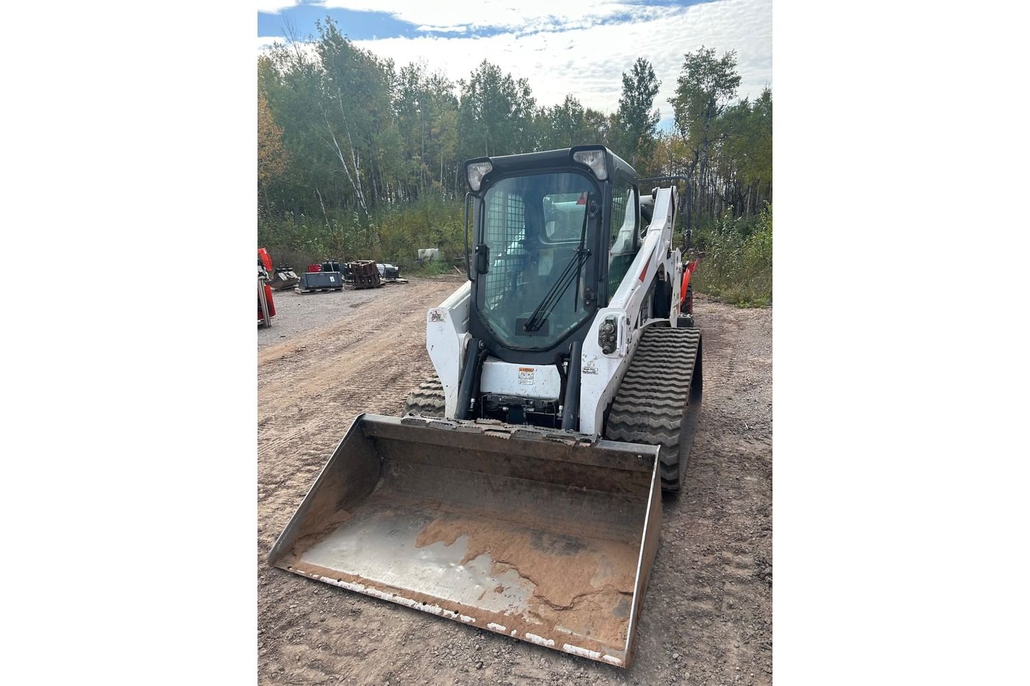 Bobcat T595 Equipment Image0