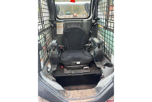 Image of Bobcat T595 equipment image 2