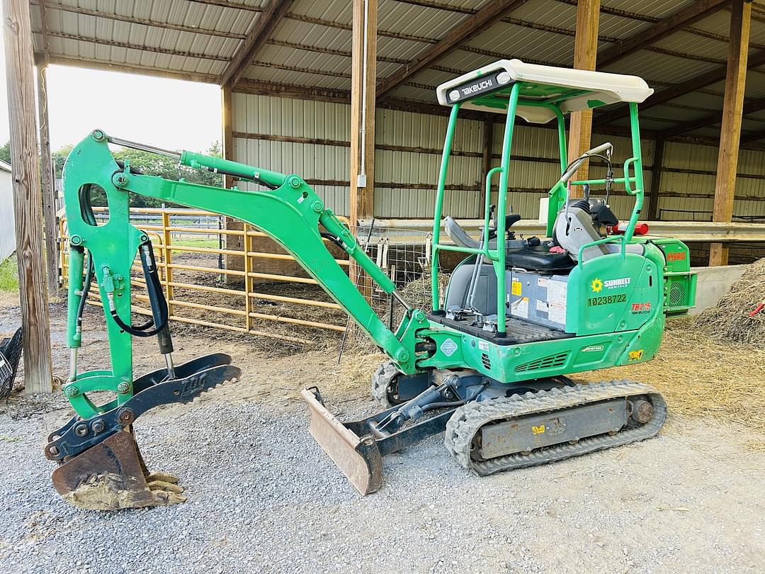 Image of Takeuchi TB216 Primary image