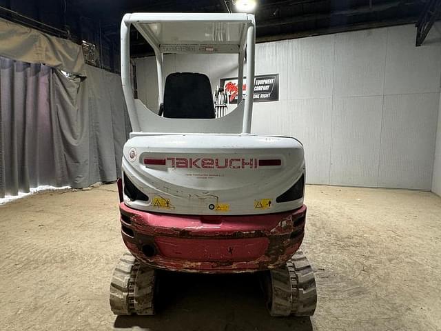 Image of Takeuchi TB235-2 equipment image 4