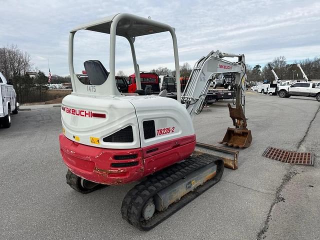 Image of Takeuchi TB235-2 equipment image 4