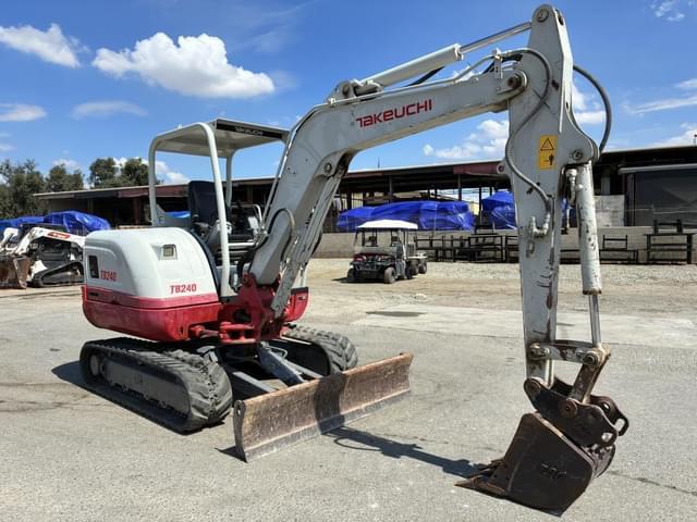Image of Takeuchi TB240 equipment image 1