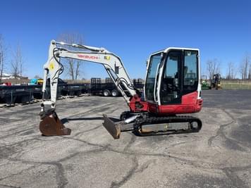 Main image Takeuchi TB240