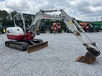 Main image Takeuchi TB250-2