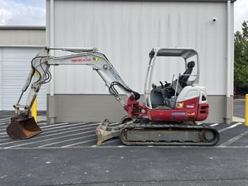 Main image Takeuchi TB260