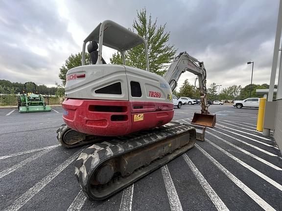 Image of Takeuchi TB260 equipment image 2