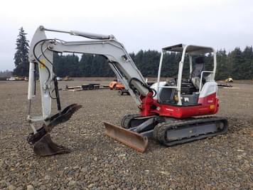 Main image Takeuchi TB260