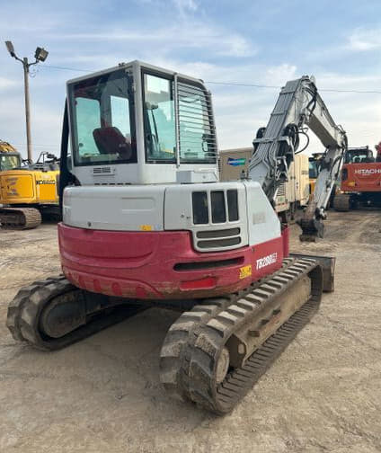 Image of Takeuchi TB280FR equipment image 2