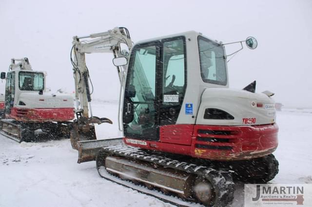 Image of Takeuchi TB290 equipment image 3