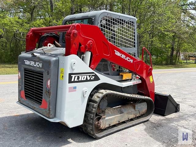 Image of Takeuchi TL10V2 equipment image 3