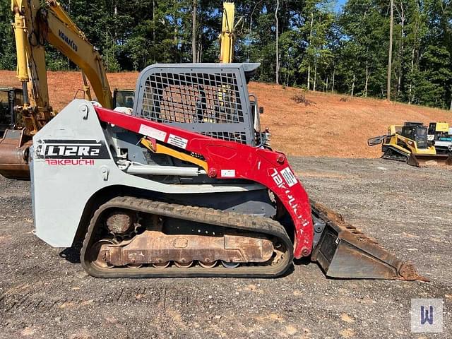 Image of Takeuchi TL12R2 equipment image 4