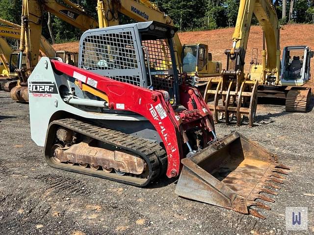 Image of Takeuchi TL12R2 equipment image 3