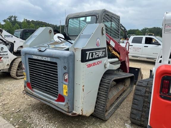 Image of Takeuchi TL12R2 equipment image 2