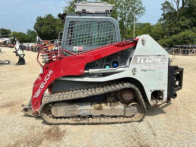 Image of Takeuchi TL12R2 equipment image 1