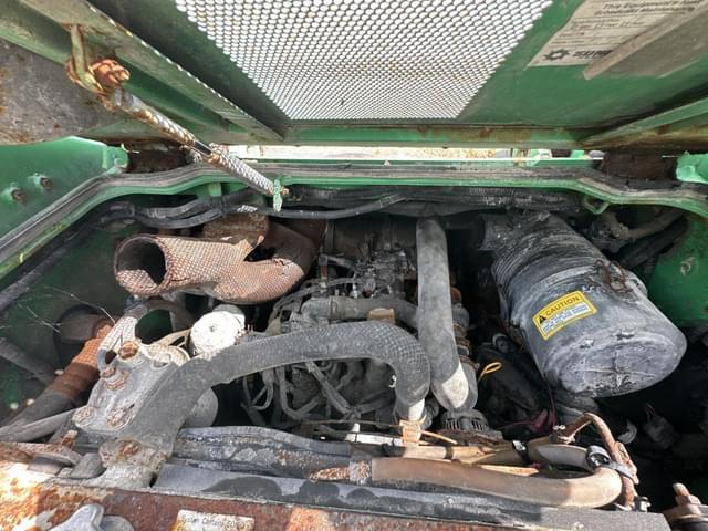 Image of Takeuchi TL6R equipment image 3