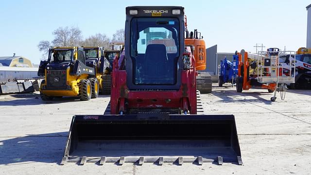 Image of Takeuchi TL8 equipment image 2