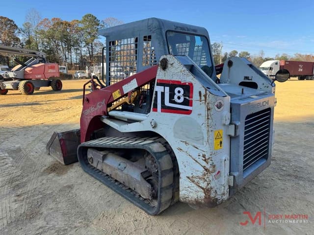 Image of Takeuchi TL8 equipment image 2