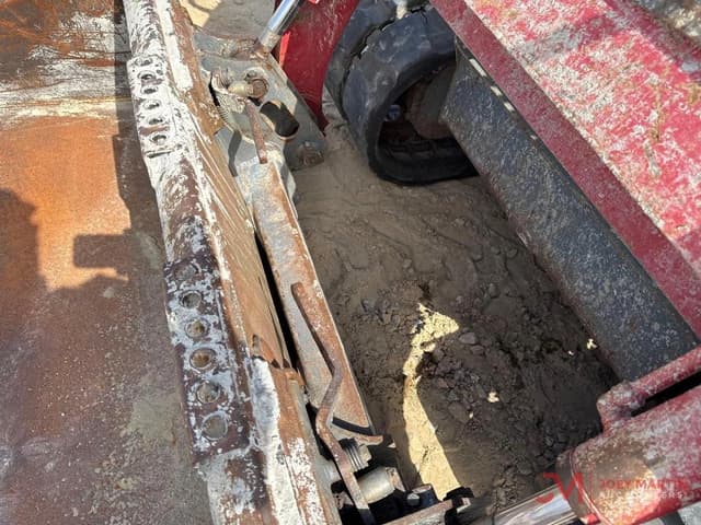 Image of Takeuchi TL8 equipment image 4