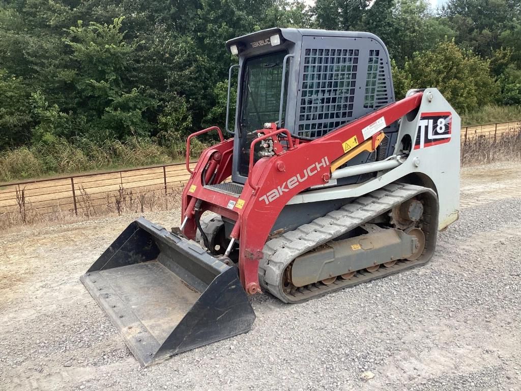 2019 Takeuchi TL8 Equipment Image0