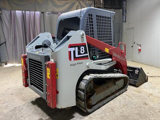 Image of Takeuchi TL8 equipment image 4