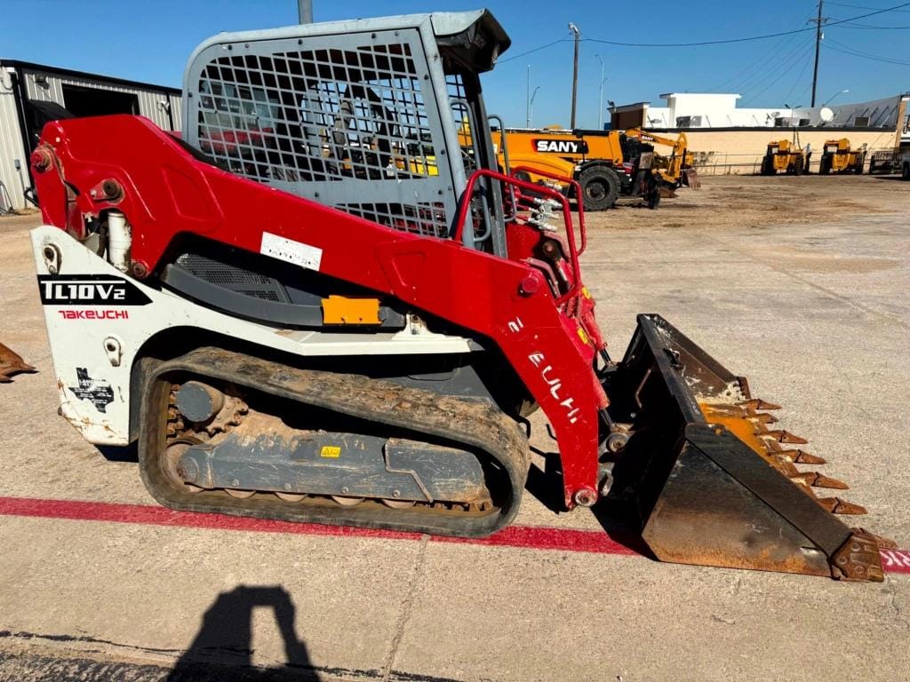 2019 Takeuchi TL8 Equipment Image0