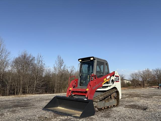 Image of Takeuchi TL8R2 equipment image 1