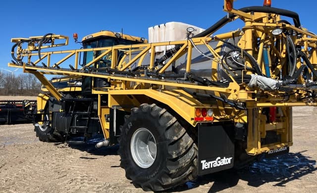 Image of Terra-Gator TG7300C equipment image 4